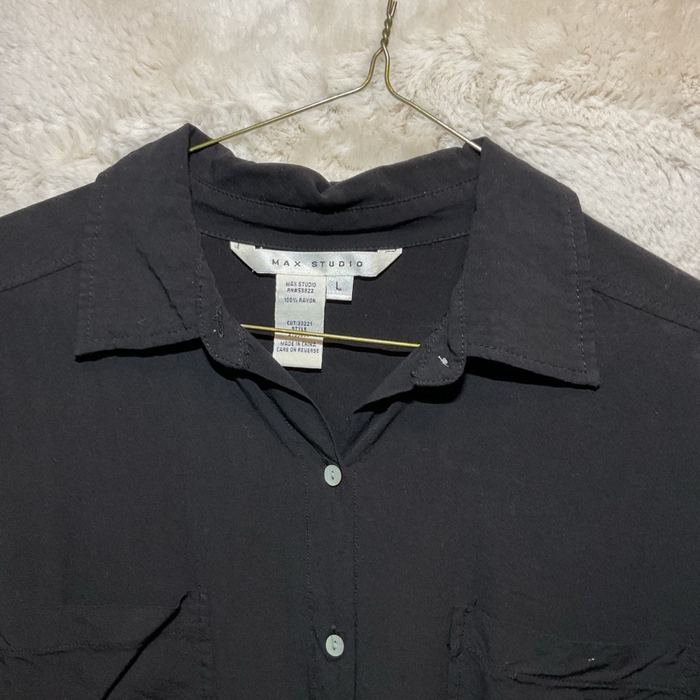 Black long sleeve button up shirt - Picture 3 of 3